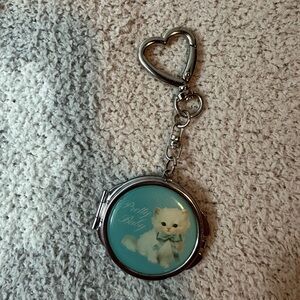Urban Outfitters pretty baby light blue & silver heart mirror keychain w kitten